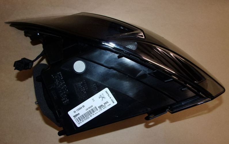 Lampa tylna Peugeot 508 III prawa