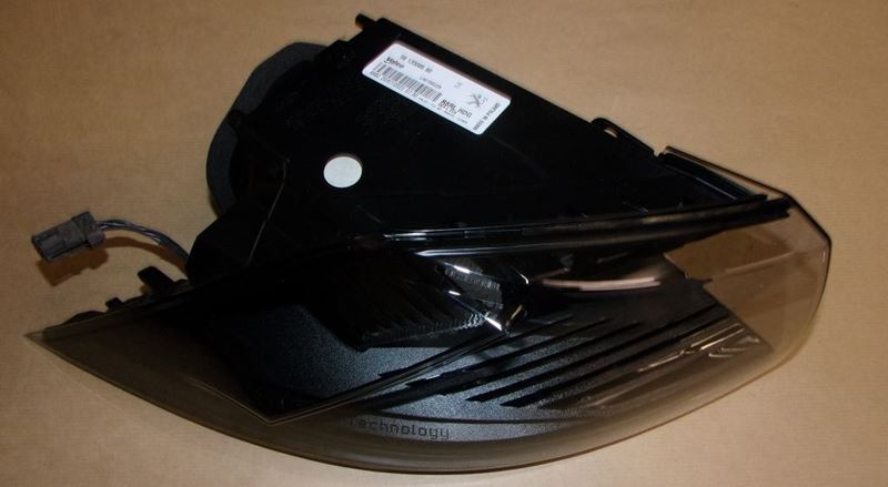 Lampa tylna Peugeot 508 III lewa