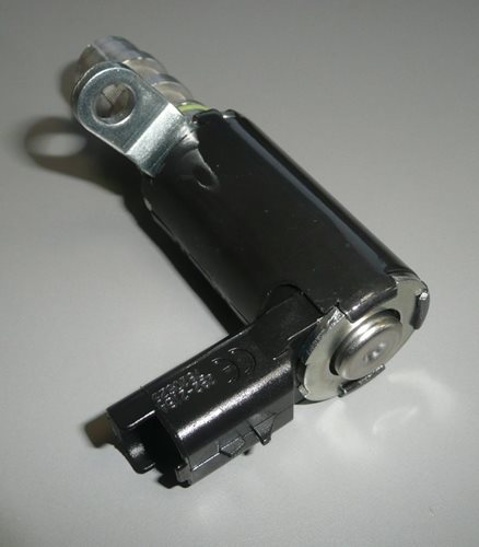 Elektrozawór pompy oleju Citroen C5 X7 Peugeot 308