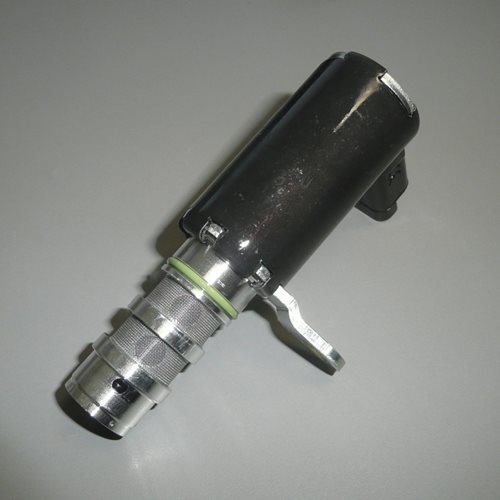 Elektrozawór pompy oleju Citroen C5 X7 Peugeot 308
