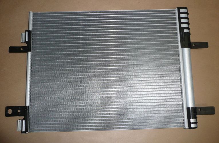 Skraplacz klimatyzacji Peugeot 5008 II