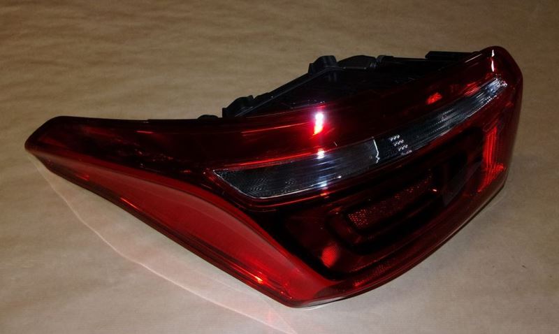 Lampa tylna Citroen C-Elysee lewa