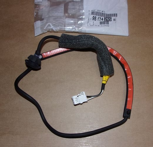 Uszczelka tylnej klapy Citroen C5 Aircross
