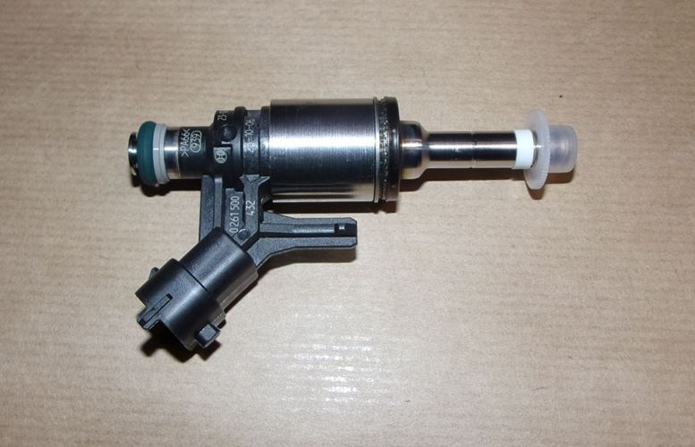 Wtryskiwacz Citroen C5 X Citroen C5 Aircross 1.6 THP
