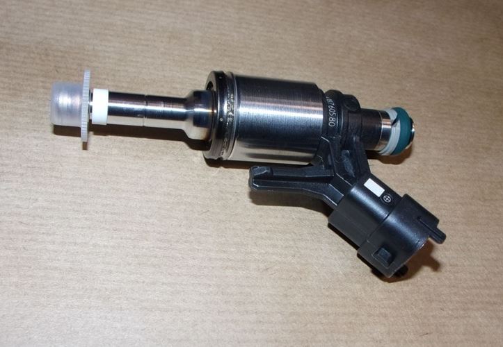 Wtryskiwacz Citroen C5 X Citroen C5 Aircross 1.6 THP