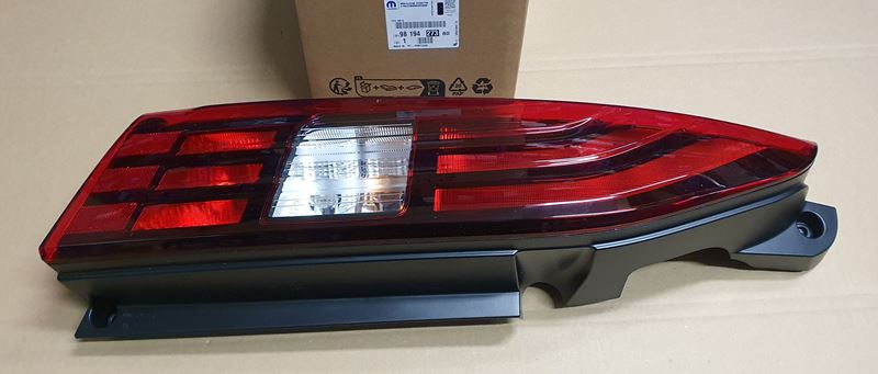 Lampa tylna lewa Oryginał Peugeot Partner III