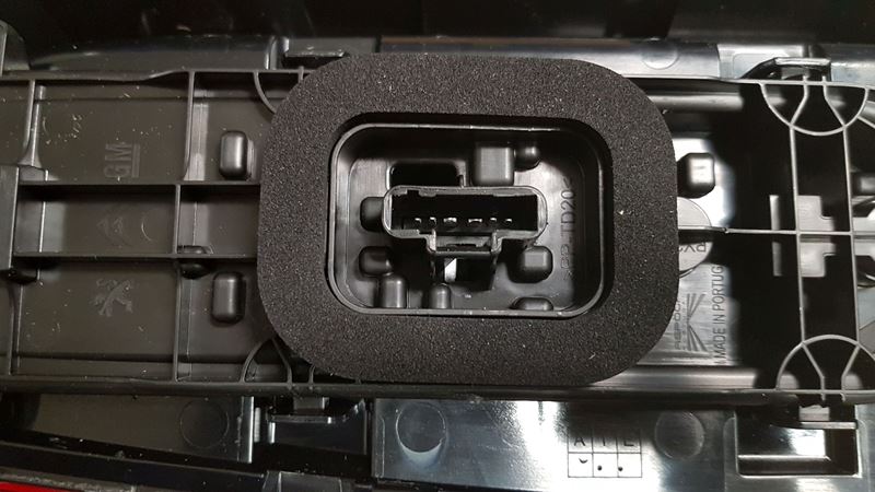 Lampa tylna Citroen Berlingo IV prawa