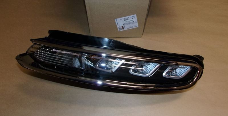 Reflektor Citroen C3 III przód prawy