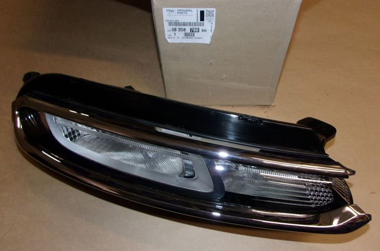 Lampa jazdy dziennej LED Citroen C3 III prawe