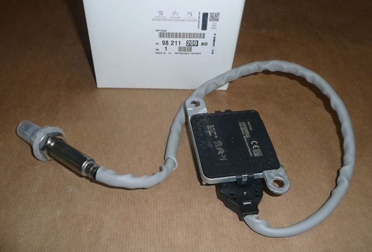Sonda czujnik tlenku azotu NOx Citroen Berlingo C3 Peugeot 208 2008 301