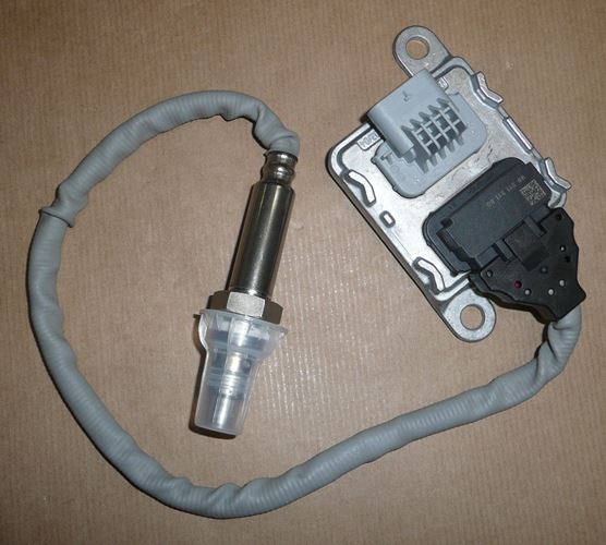 Sonda czujnik tlenku azotu NOx Citroen C5 X7 Peugeot 3008 5008 1.6 HDi