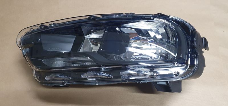 Reflektor Citroen C4 Cactus