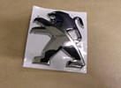 Emblemat Peugeot 208 II 2008 II przód