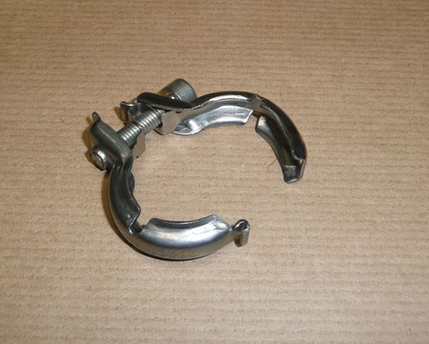 Zacisk rury wydechowej Citroen Berlingo III C3 C4