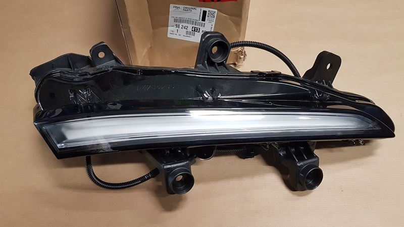 Lampa jazdy dziennej LED Peugeot 208 Peugeot 2008