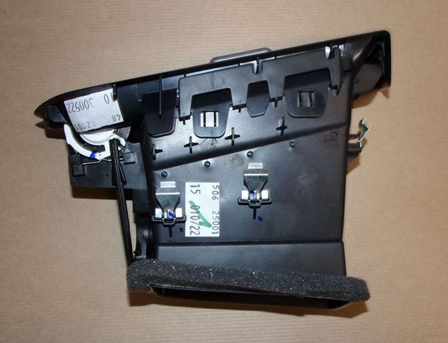 Kratka wentylacyjna Citroen C4 Picasso II