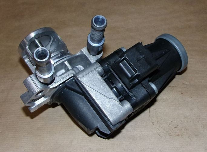 Zawór EGR Citroen Berlingo Peugeot 208 1.5 HDi