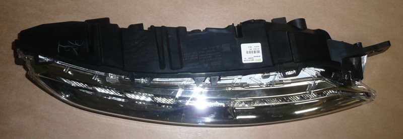 Reflektor Citroen C4 Picasso II prawy