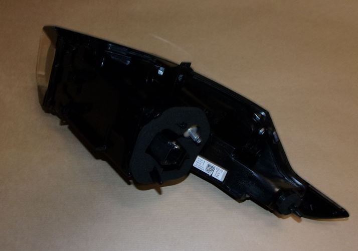 Lampa tylna Peugeot 308 III LED prawa