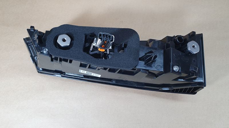 Lampa Tylna Prawa Peugeot 308 III