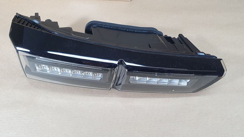 Lampa Tylna Prawa Peugeot 308 III