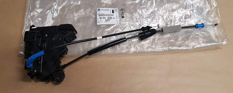 ZAMEK DRZWI P 308 II PRZÓD PRAWY