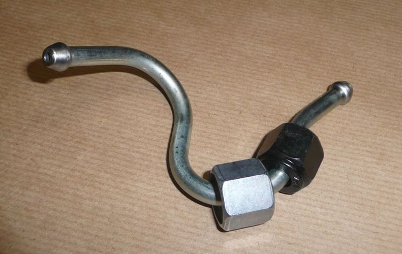 Przewód wtrysku Citroen C4 Peugeot 308 3008 2.0 Hdi