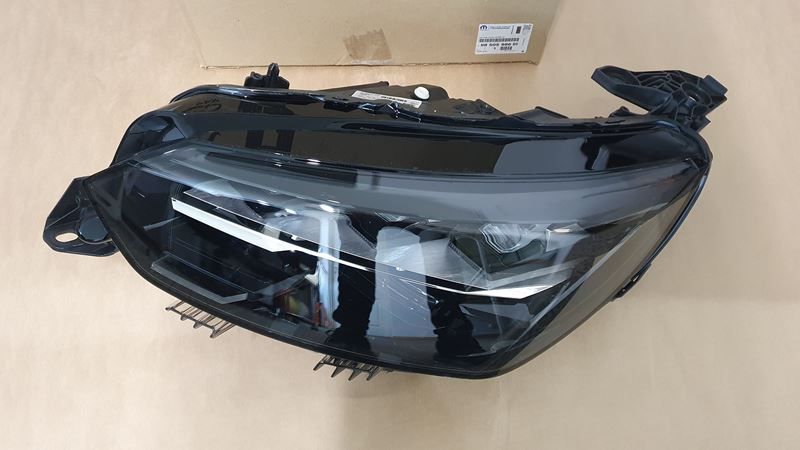 Reflektor Lewy Oryginał Peugeot 2008 II
