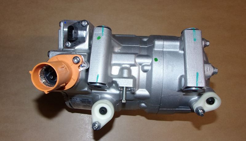 Kompresor sprężarka klimatyzacji Peugeot 2008 II