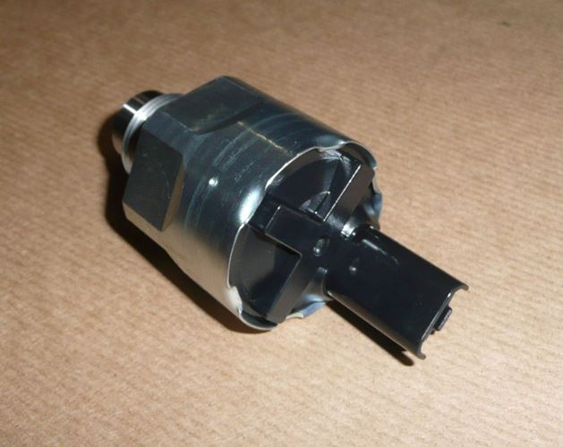 Regulator ciśnienia paliwa Citroen C4 C5 Peugeot 307 2.0 Hdi