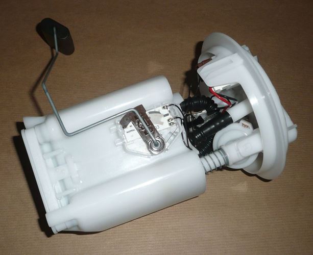Pompa paliwa kompletna Renault Clio II Thalia I 1.6