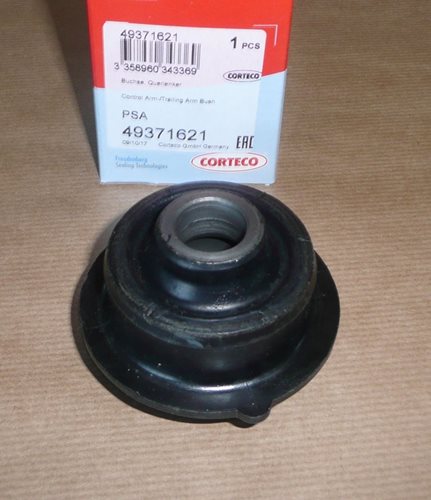 Tuleja wahacza Citroen C2 C3 Peugeot 1007