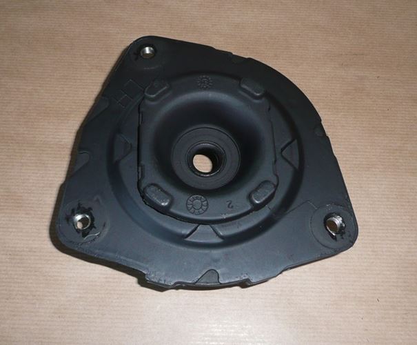 Mocowanie amortyzatora Renault Clio III Modus