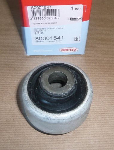 Tuleja wahacza Peugeot 207
