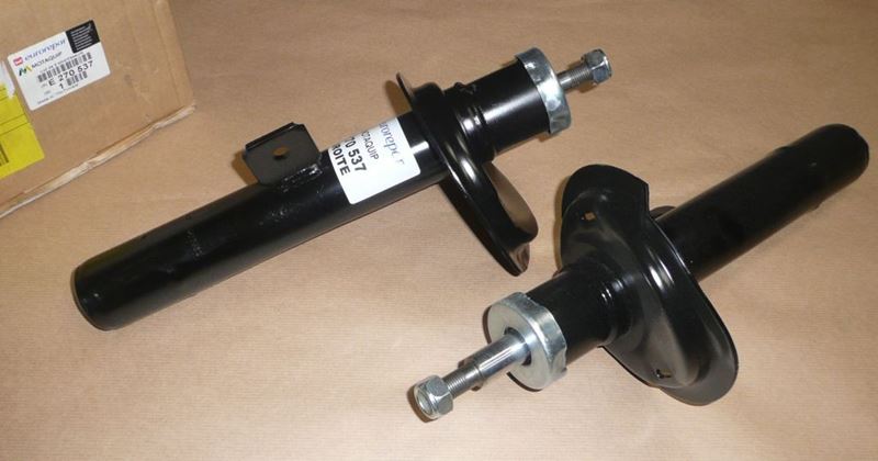 Amortyzator Citroen Xsara Picasso przód kpl.
