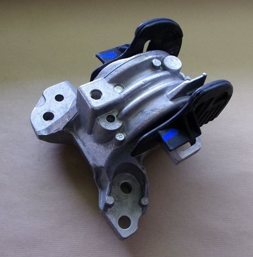 Poduszka silnika Citroen C5 C6 Peugeot 407 508 2.0 Hdi