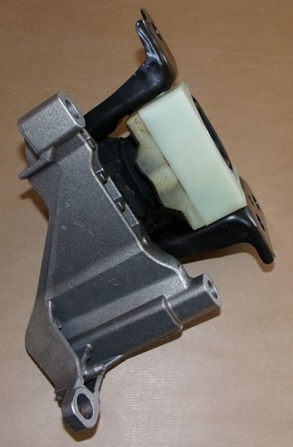 Poduszka silnika Renault Clio III 1.4 16V