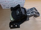 Poduszka silnika Renault Clio III 1.5 Dci