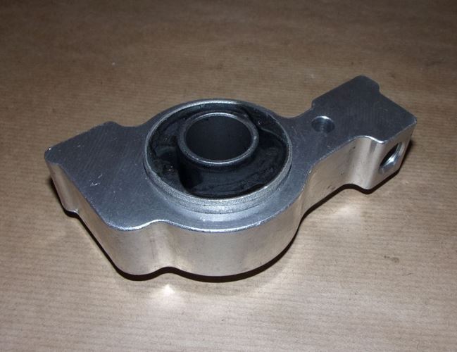 Tuleja wahacza Citroen C6 Peugeot 407 tył