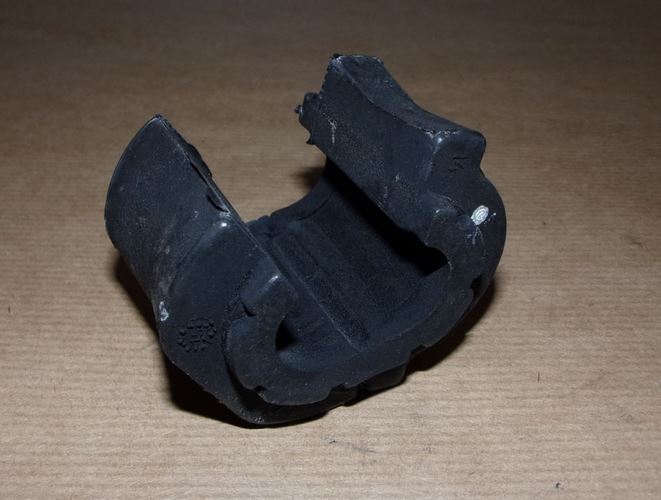 Tuleja stabilizatora Peugeot Bipper śr. 20 mm