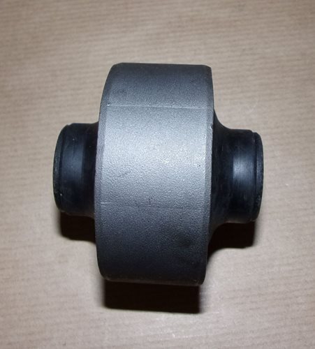 Tuleja wahacza Citroen C-Crosser Peugeot 4007 4008