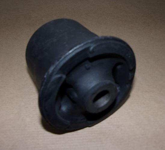 Tuleja tylnej belki Citroen C1 Peugeot 107