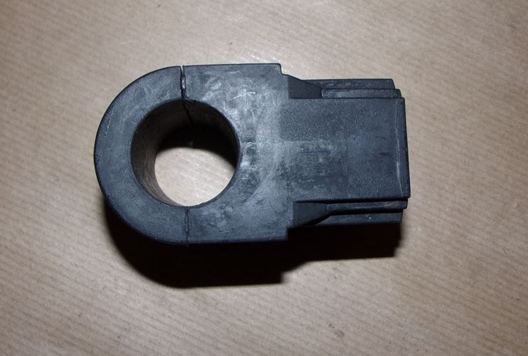 Tuleja stabilizatora Renault Laguna III