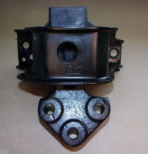 Poduszka silnika Citroen C3 Peugeot 301 1.6 16V