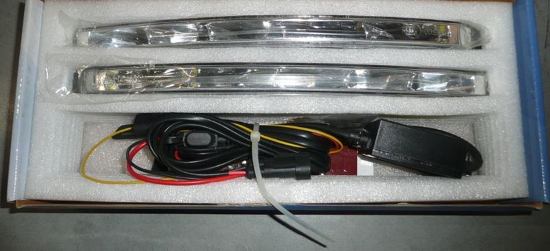 LAMPA ŚWIATEŁ DZIENNYCH LED UNIWERSALNE