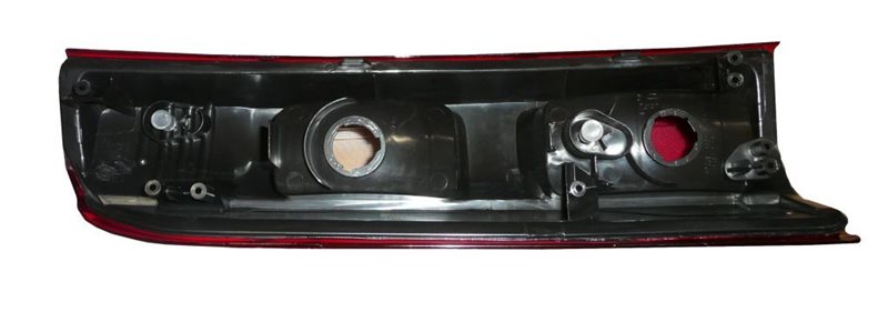Lampa tylna Renault Trafic III prawa górna