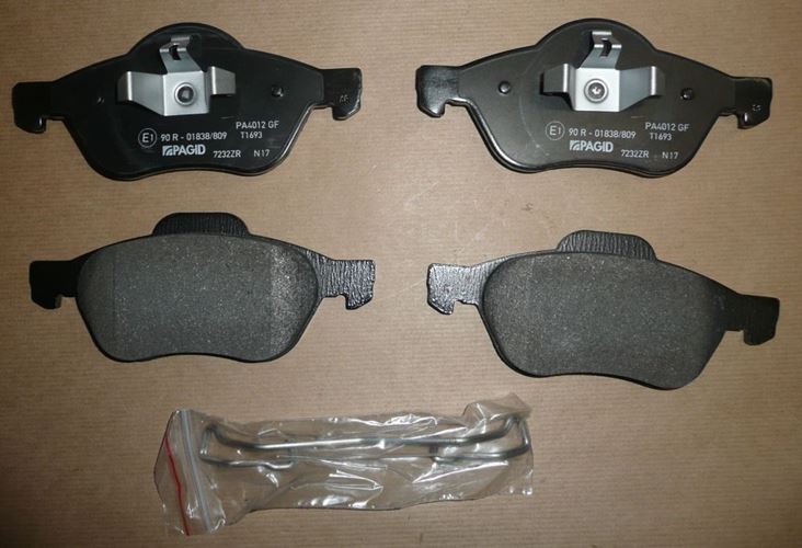 Klocki hamulcowe Renault Clio III Logan II przód