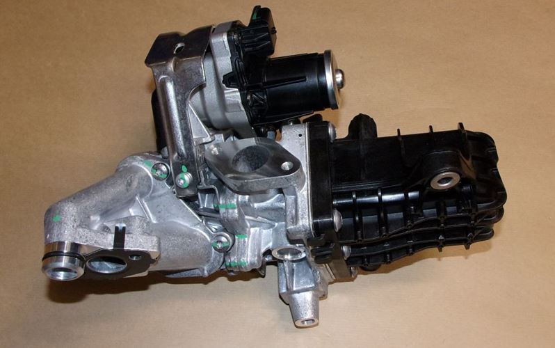 Zawór EGR Citroen C4 C5 Peugeot 308 508 3008 2.0 HDi