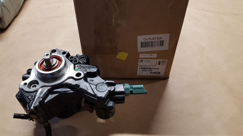 POMPA WTRYSKOWA C C5 III 2.0HDI