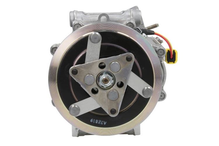 Kompresor klimatyzacji CITROEN C5 II, C5 III  PEUGEOT 407 2.0D/2.2D 05.04-